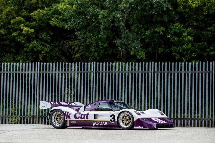  Jaguar XJR11 1990 года  (фото 1 из 16)